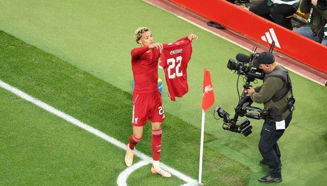 第二张黄牌, 式永远是控