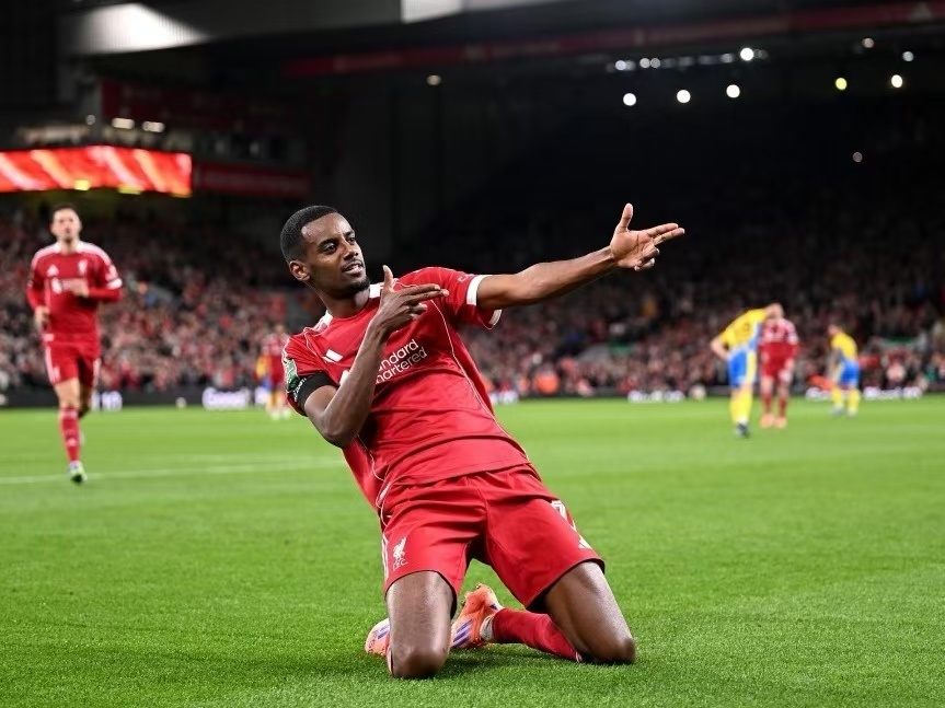 inews, 分钟与对手