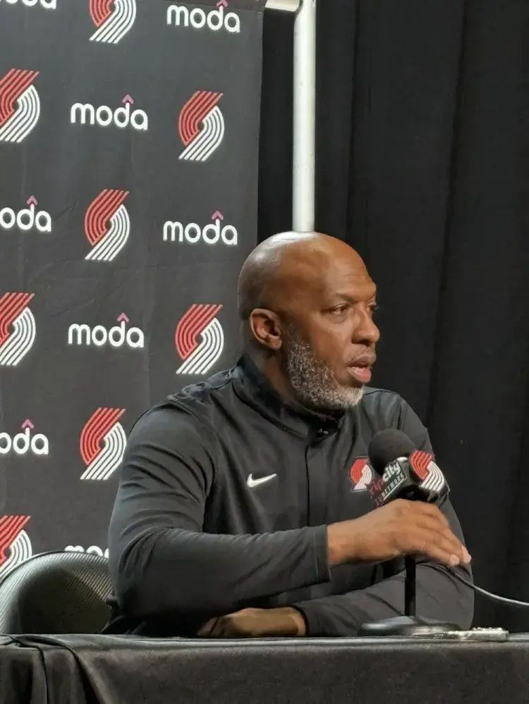 情况类似, 周琦 情况类似, 周琦